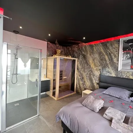 Spa De La Quarterelle Love Room 88 Vosges Remiremont Exterior foto